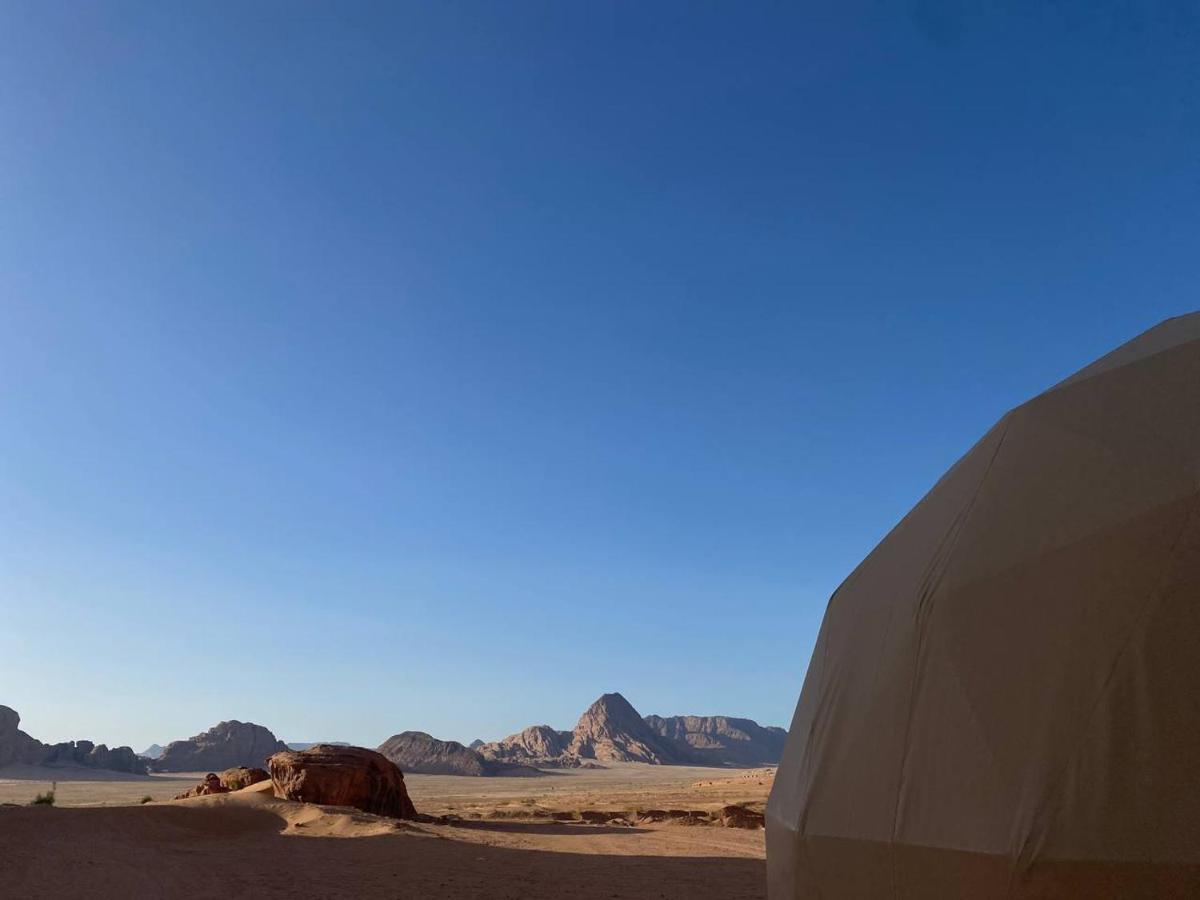 Omar Ali Luxury Camp Hotell Wadi Rum Exteriör bild