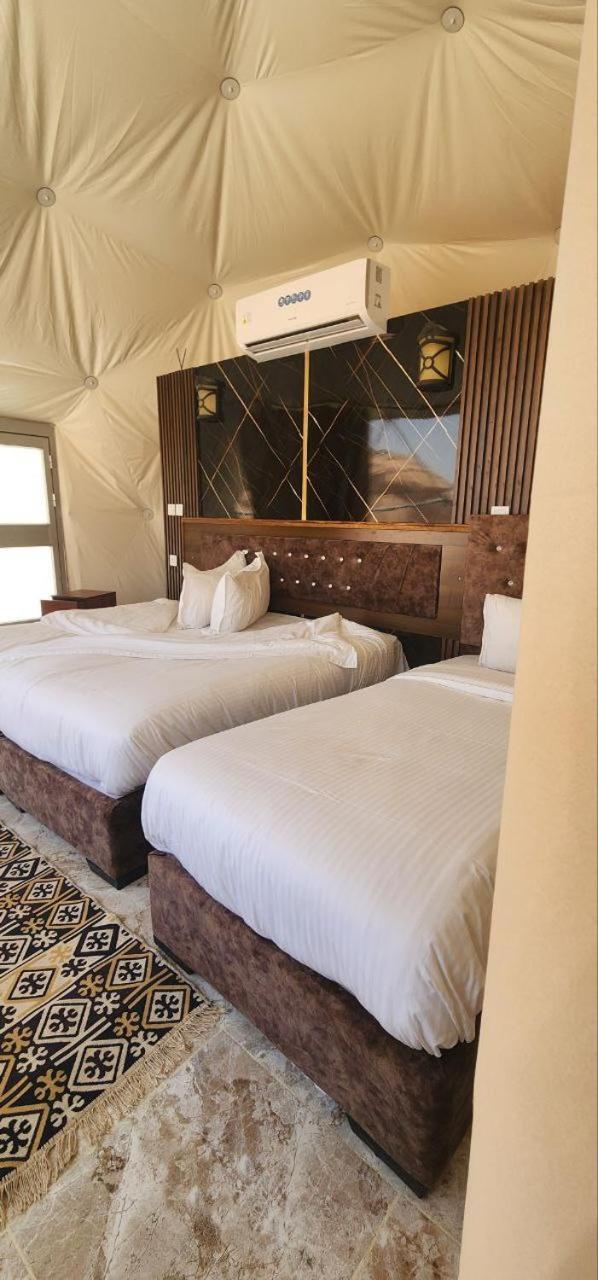 Omar Ali Luxury Camp Hotell Wadi Rum Exteriör bild